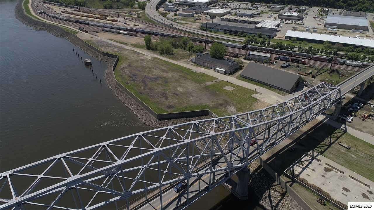 1.25 Acres of Commercial Land for Sale in Dubuque, Iowa