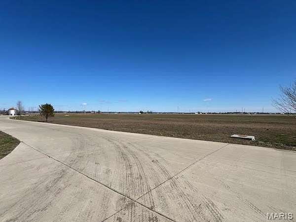 5.63 Acres of Land for Sale in Orchard Farm, Missouri