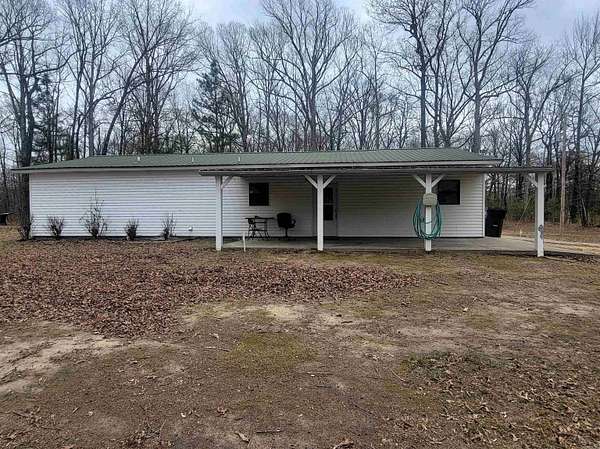 5.45 Acres of Residential Land with Home for Sale in Pine Bluff, Arkansas