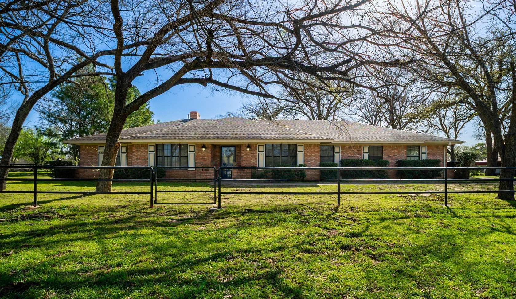 9.22 Acres of Land with Home for Sale in Mexia, Texas