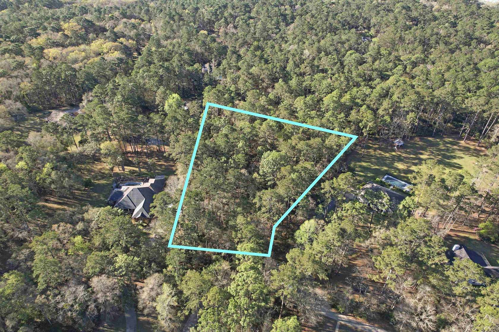 2 Acres of Residential Land for Sale in Tallahassee, Florida