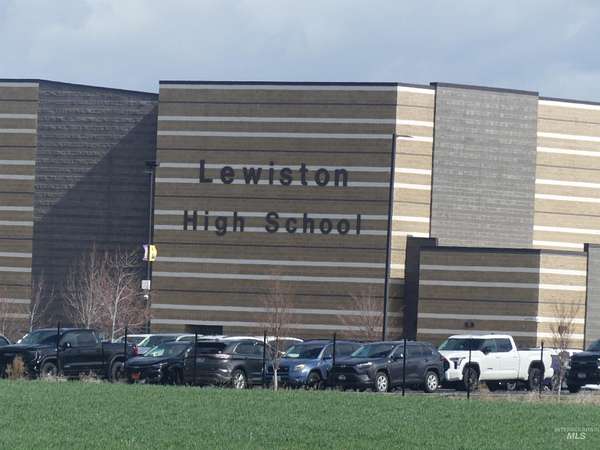 9.62 Acres of Land for Sale in Lewiston, Idaho