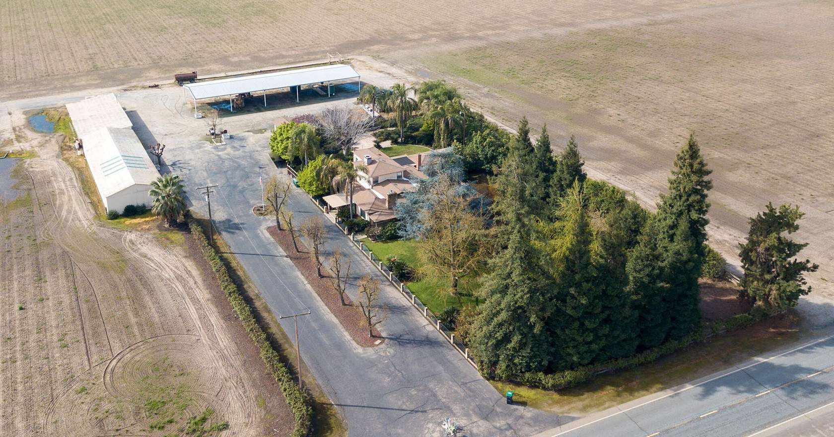 3.64 Acres of Residential Land with Home for Sale in Porterville, California