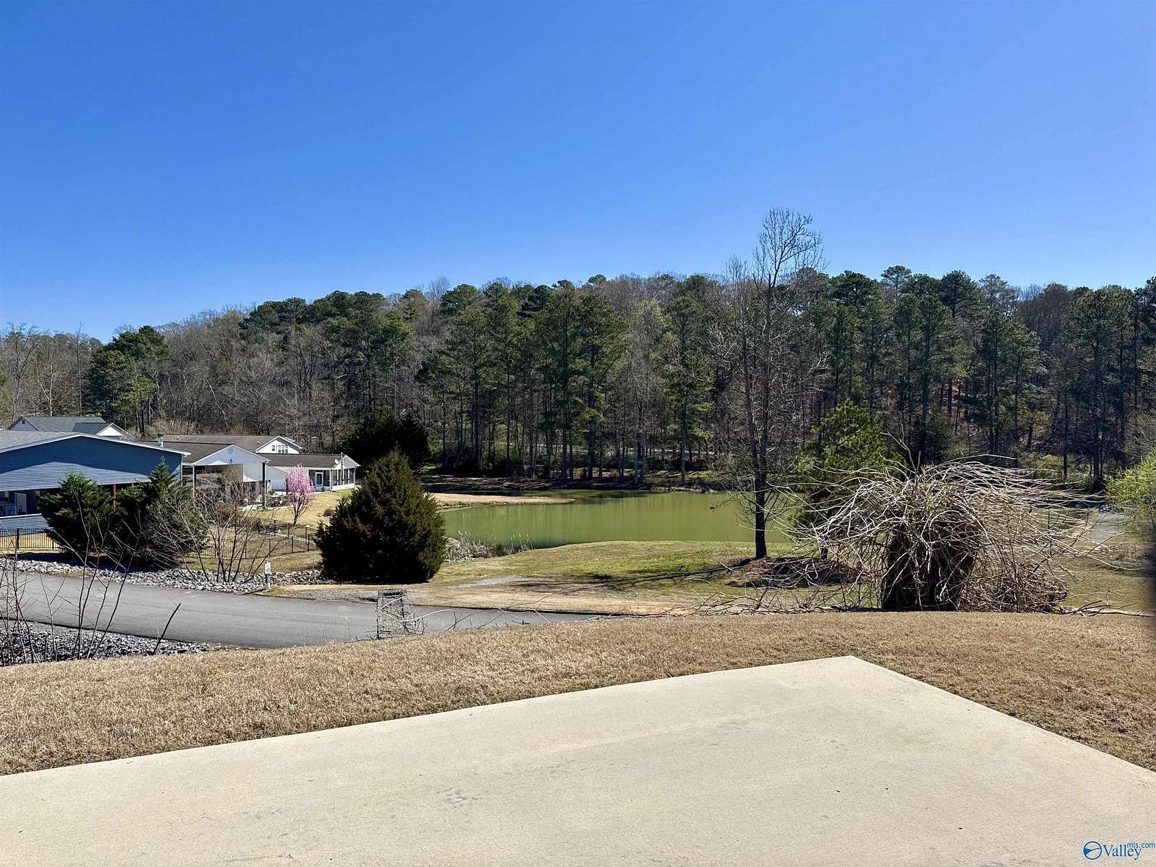 0.06 Acres of Commercial Land for Sale in Guntersville, Alabama