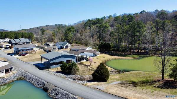 0.07 Acres of Commercial Land for Sale in Guntersville, Alabama