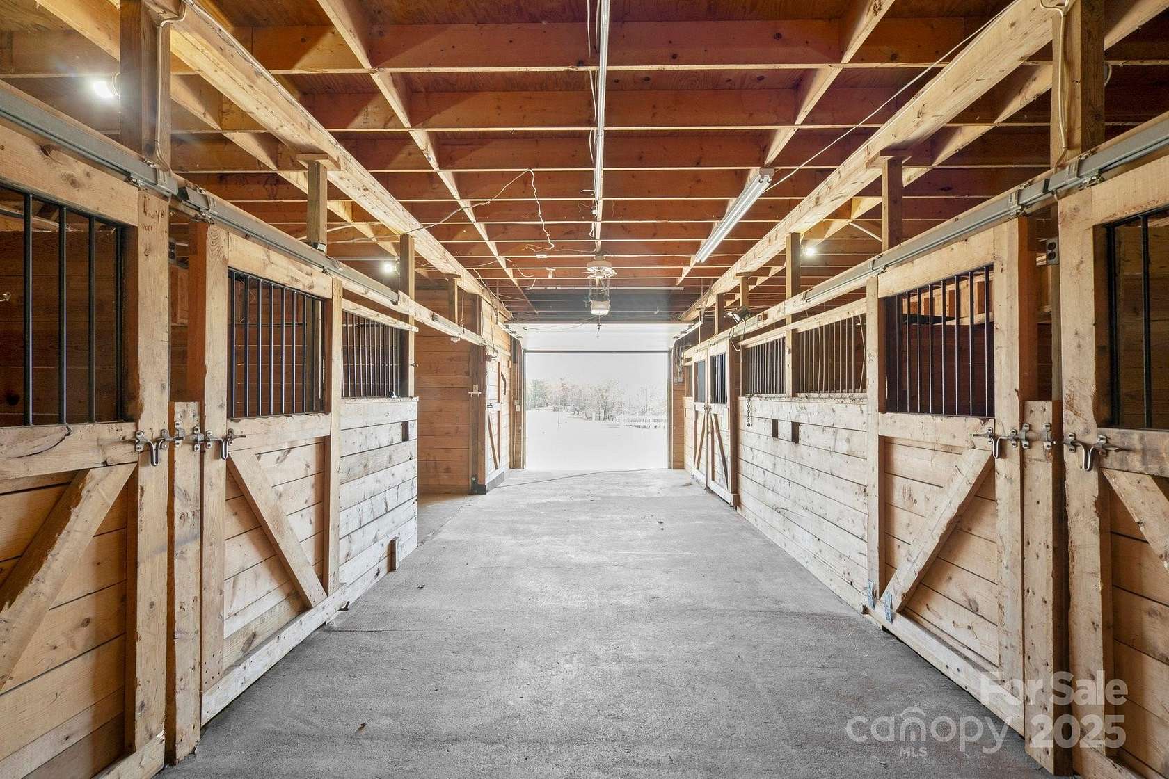 123 Acres of Land with Home for Sale in Hiddenite, North Carolina