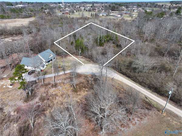 0.96 Acres of Land for Sale in Geraldine, Alabama