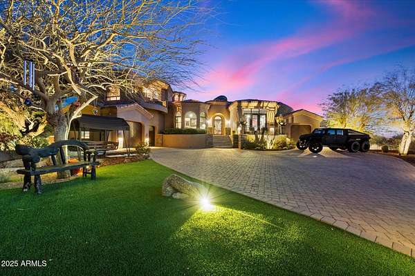 2.63 Acres of Residential Land with Home for Sale in Scottsdale, Arizona