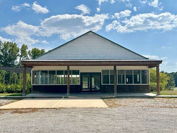 6.7 Acres of Improved Commercial Land for Sale in Louisville, Mississippi