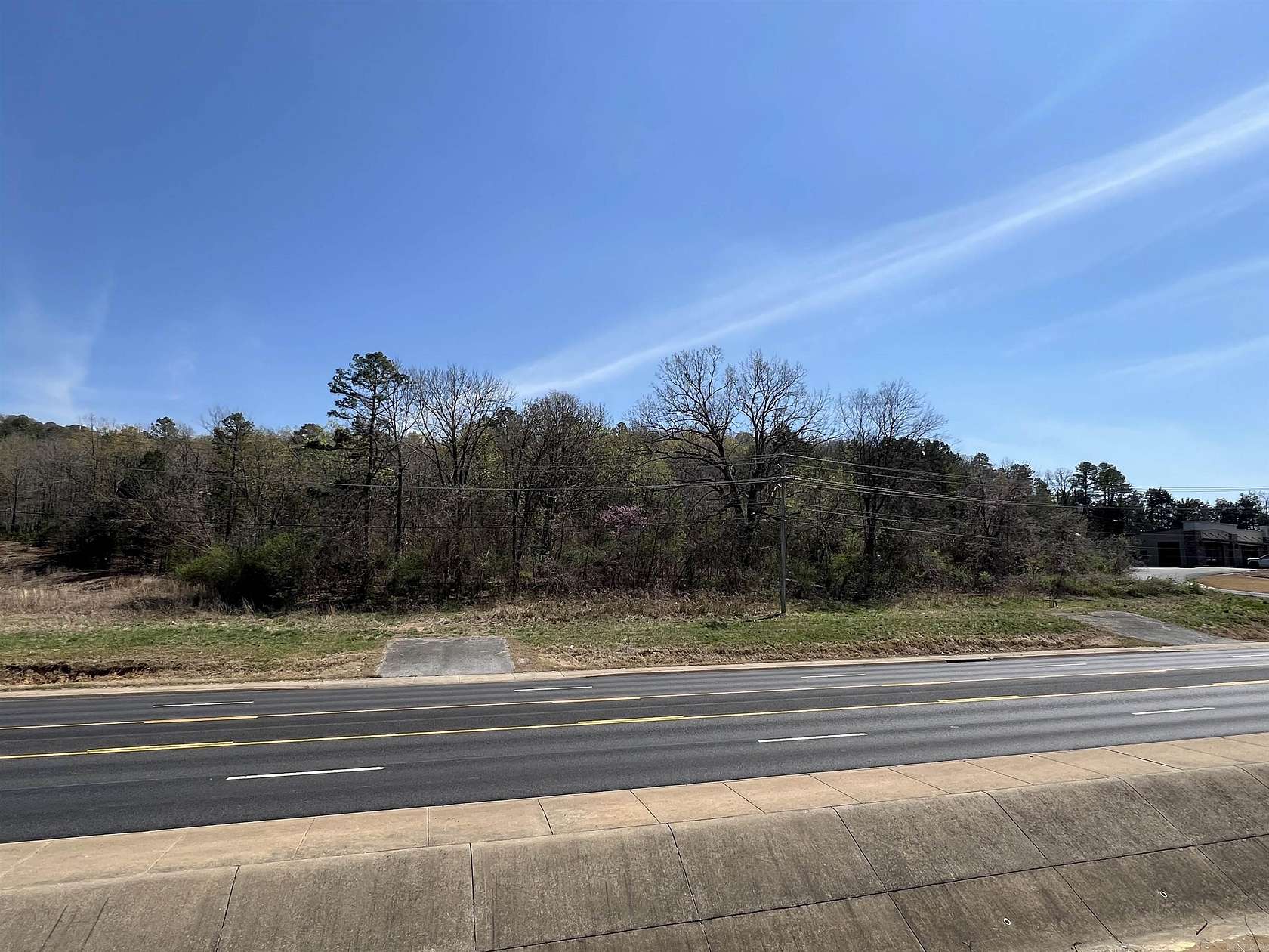 8.83 Acres of Commercial Land for Sale in Batesville, Arkansas