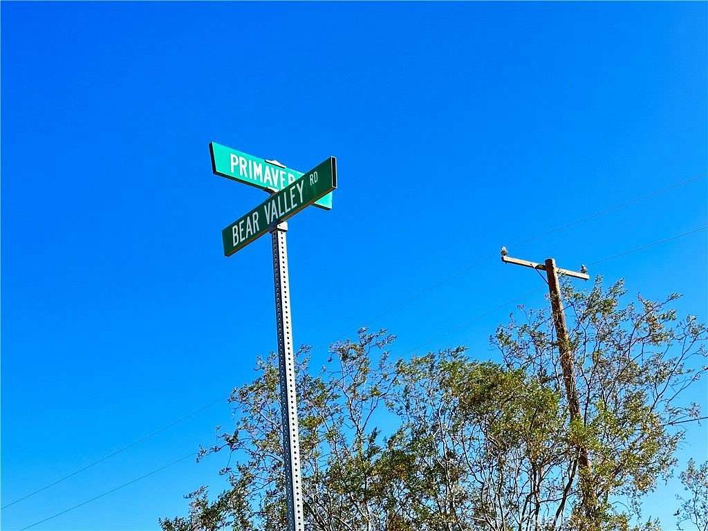 2.29 Acres of Mixed-Use Land for Sale in Piñon Hills, California