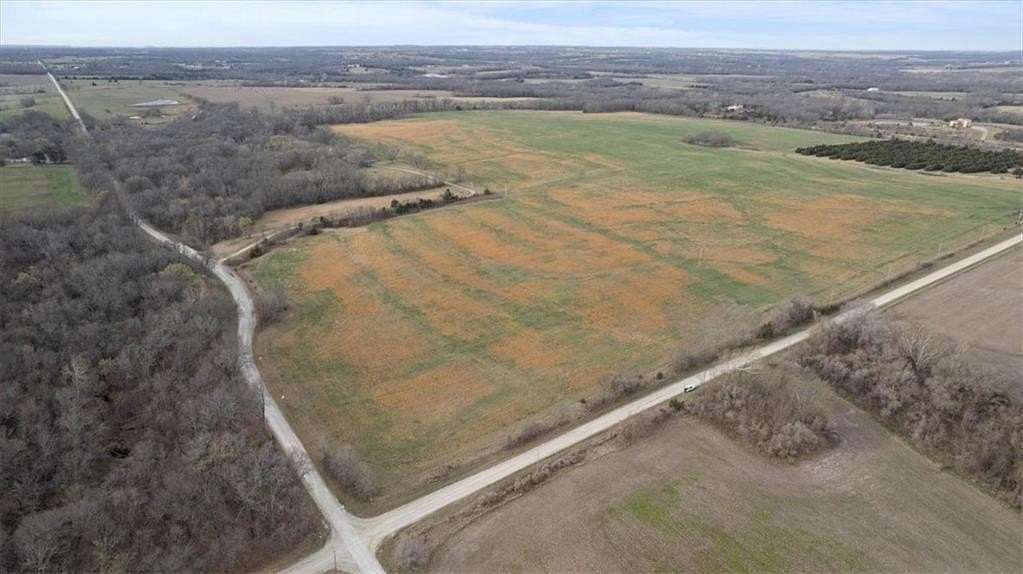 129 Acres of Land for Sale in Edgerton, Kansas