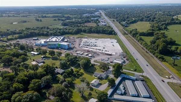 2.1 Acres of Improved Mixed-Use Land for Sale in Coweta, Oklahoma