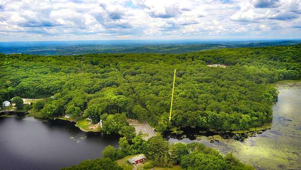 2.5 Acres of Residential Land for Sale in Vernon, Connecticut