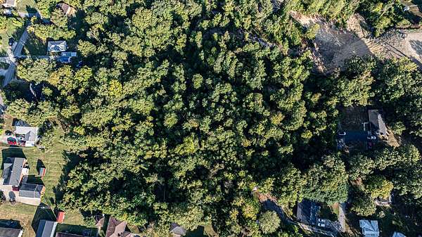 2.36 Acres of Residential Land for Sale in Central City, Kentucky