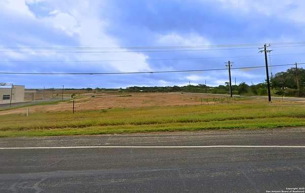 1.17 Acres of Commercial Land for Sale in Floresville, Texas