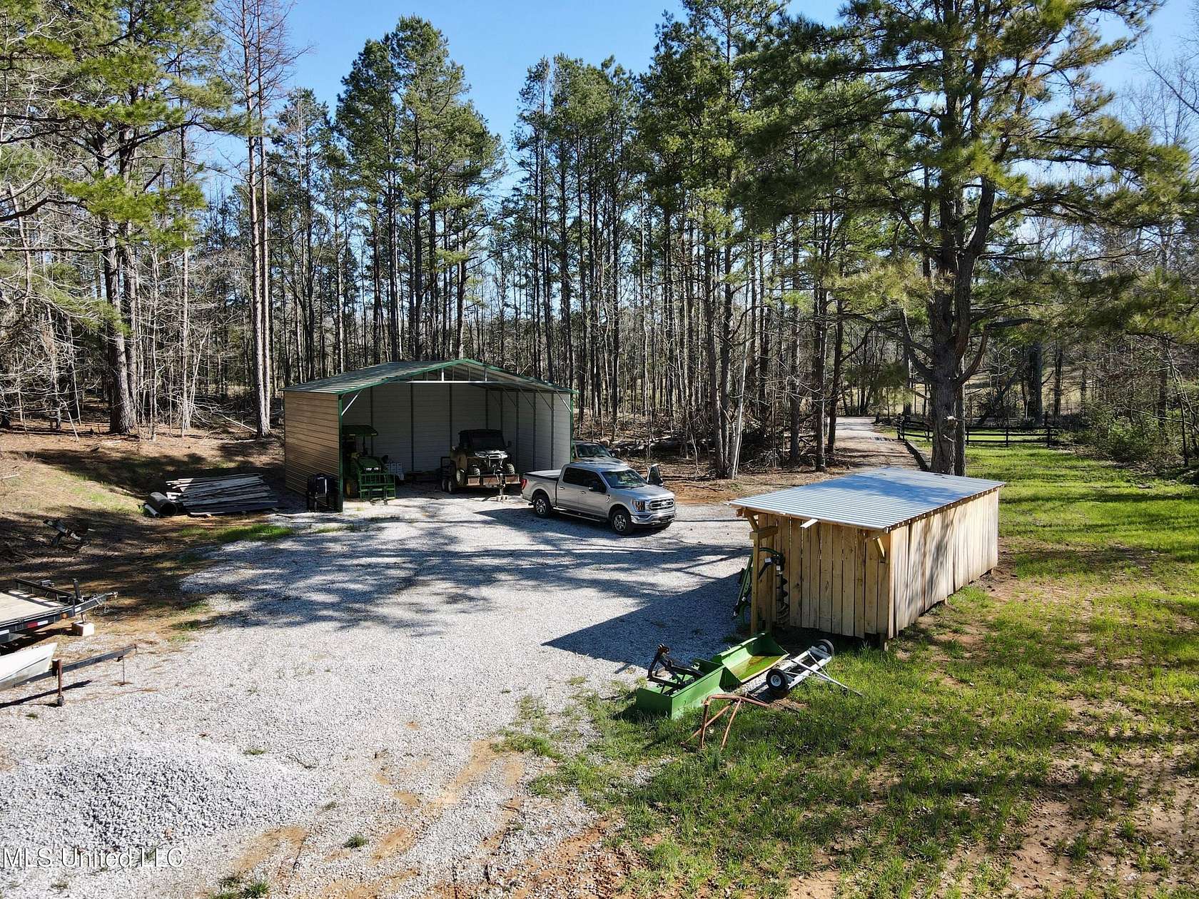 13.5 Acres of Land for Sale in Banner, Mississippi