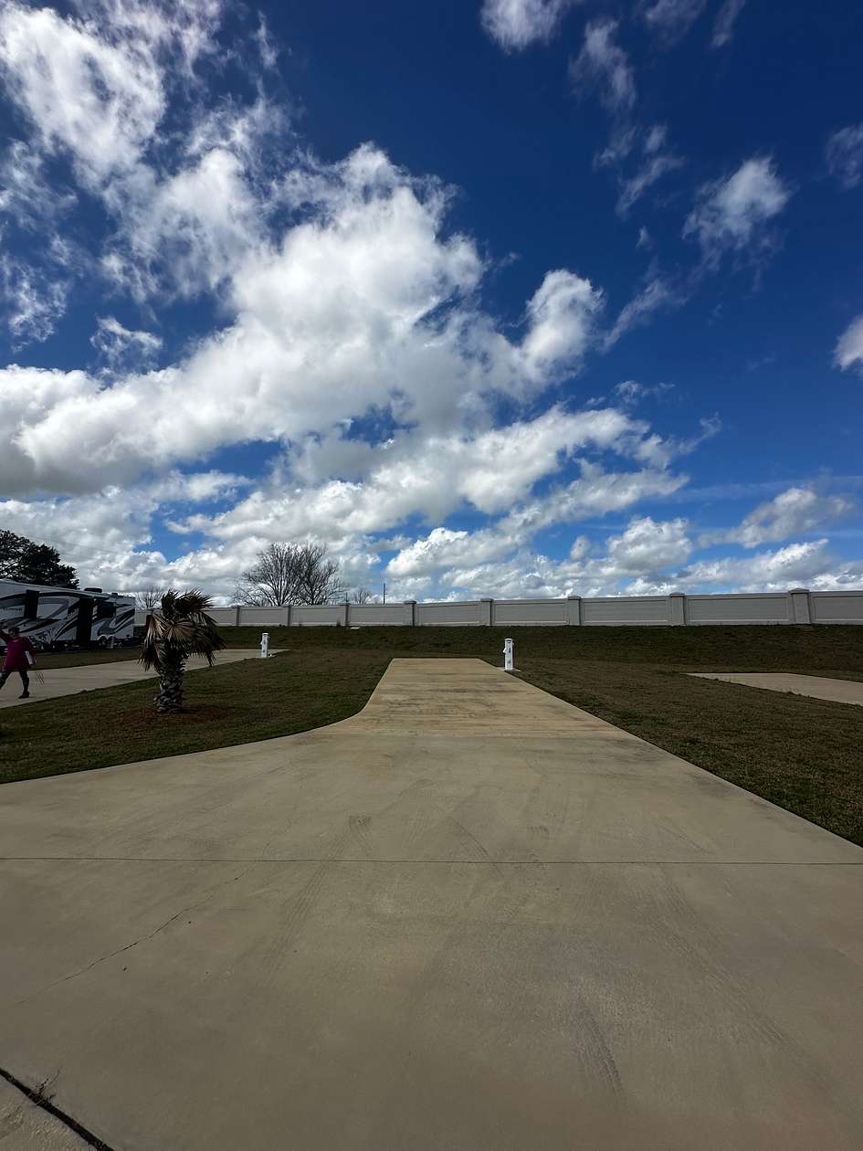 0.1 Acres of Residential Land for Sale in Elberta, Alabama