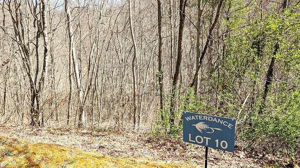 1.18 Acres of Residential Land for Sale in Tuckasegee, North Carolina