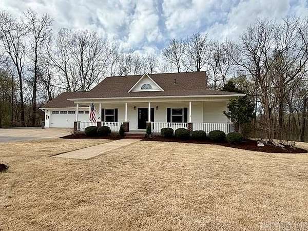 2.25 Acres of Residential Land with Home for Sale in Batesville, Arkansas