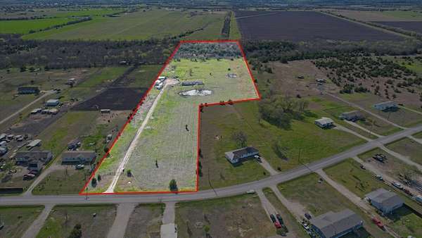 12 Acres of Land with Home for Sale in Farmersville, Texas