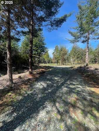 1 Acre of Residential Land for Sale in Bandon, Oregon