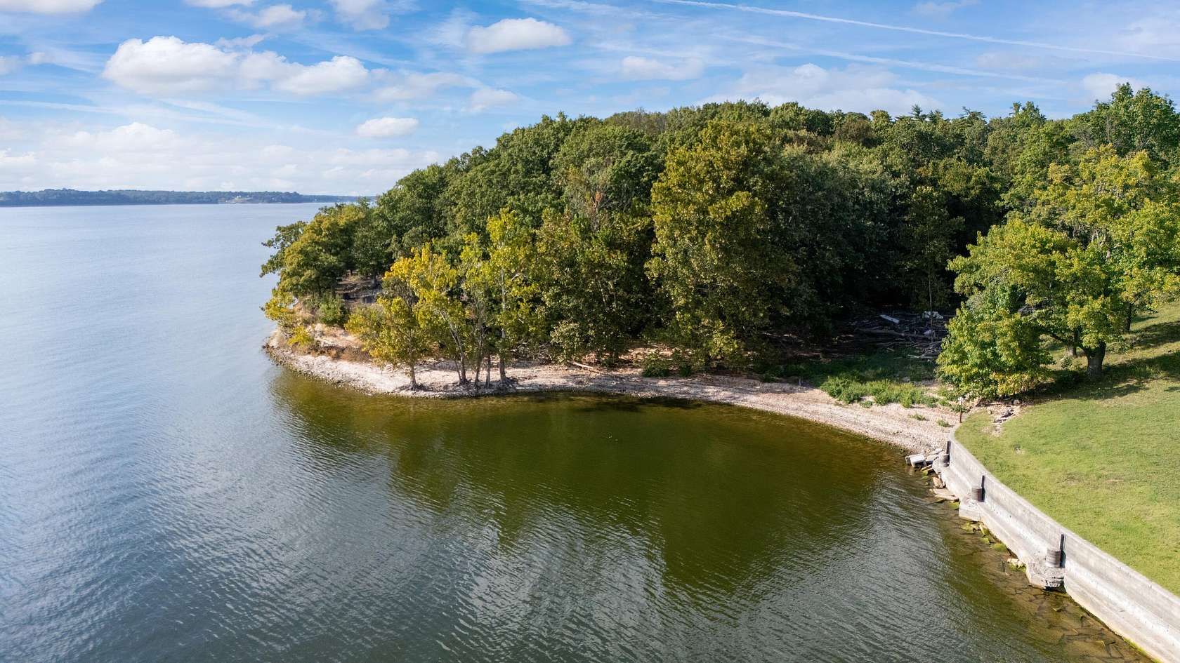 7 Acres of Residential Land for Sale in Grove, Oklahoma