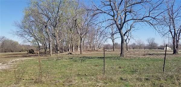 36 Acres of Agricultural Land for Sale in Drexel, Missouri
