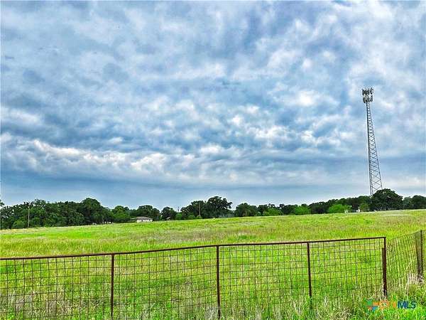 8.83 Acres of Commercial Land for Sale in Gatesville, Texas