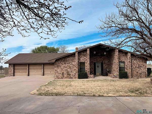 2.1 Acres of Residential Land with Home for Sale in Clovis, New Mexico