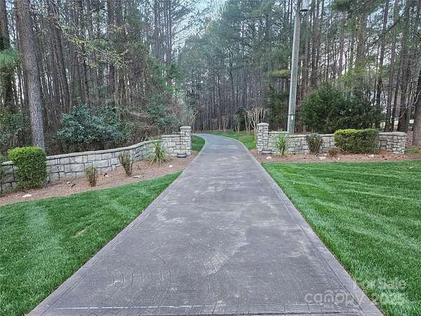 2.89 Acres of Residential Land with Home for Sale in York, South Carolina