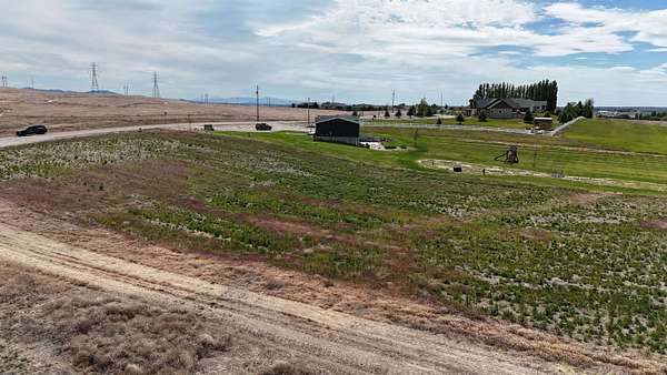 1.5 Acres of Land for Sale in American Falls, Idaho