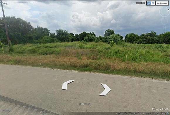 14.8 Acres of Commercial Land for Sale in Palestine, Texas