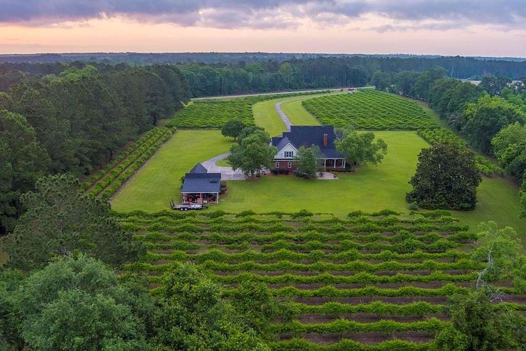 11.1 Acres of Land with Home for Sale in Nashville, Georgia