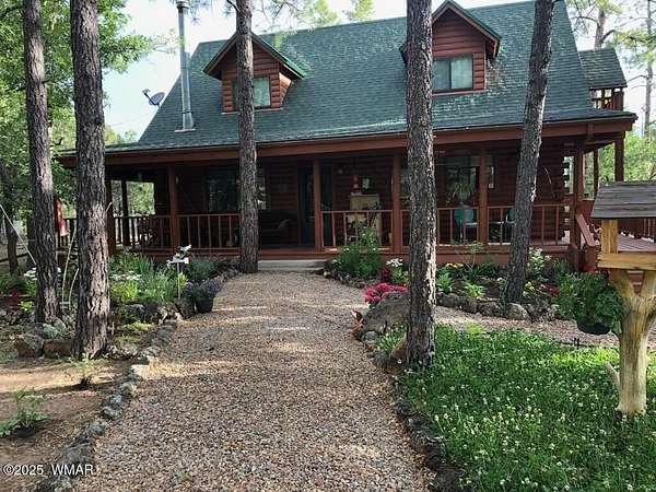 2.25 Acres of Residential Land with Home for Sale in Pinetop, Arizona