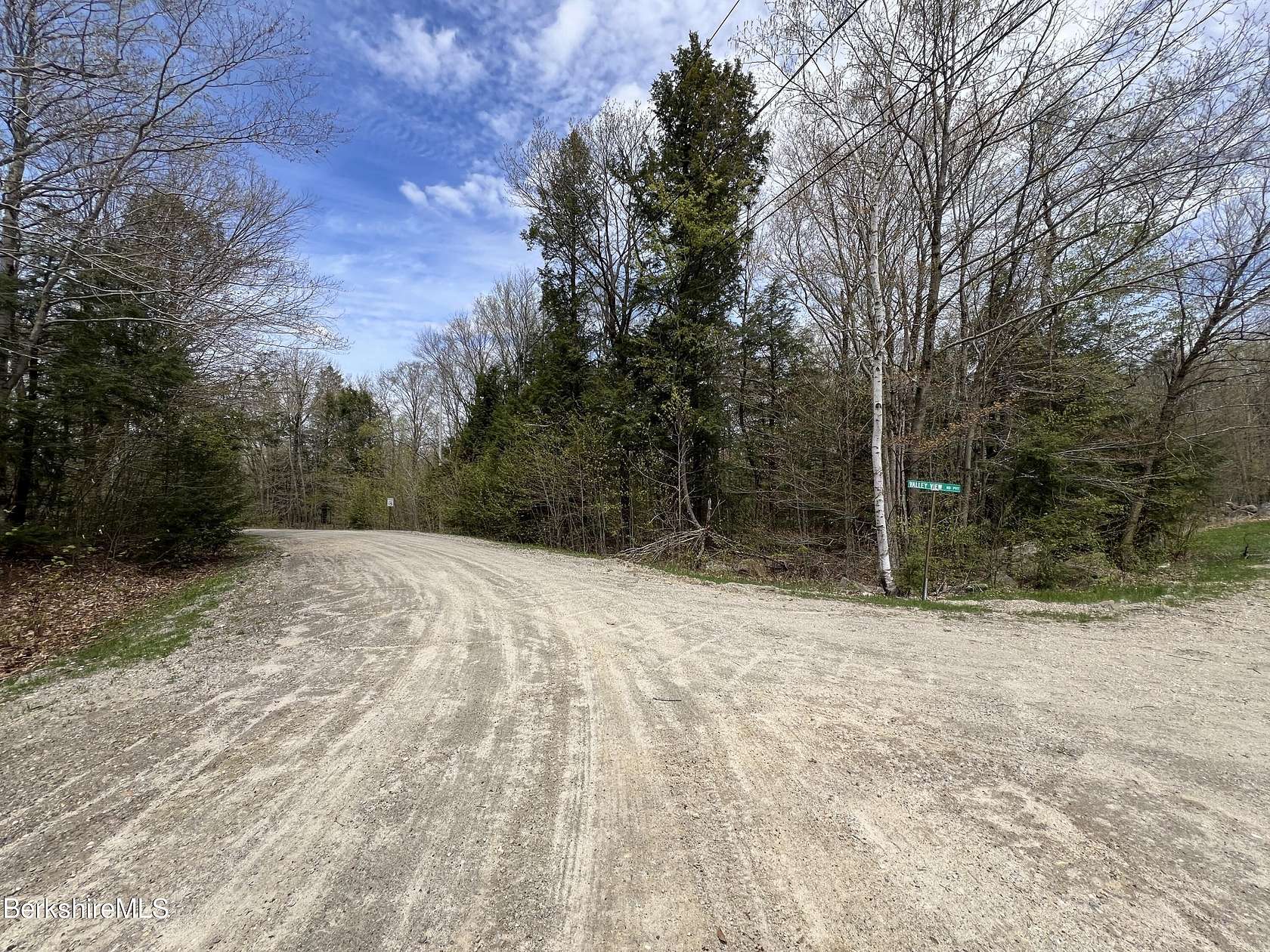 2.58 Acres of Residential Land for Sale in Becket, Massachusetts