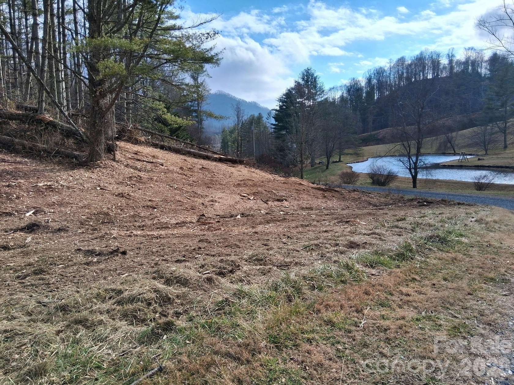 1.58 Acres of Residential Land for Sale in Bakersville, North Carolina