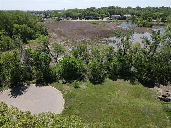 0.44 Acres of Land for Sale in Roseville, Minnesota