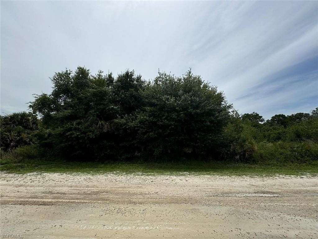 1.25 Acres of Residential Land for Sale in Clewiston, Florida