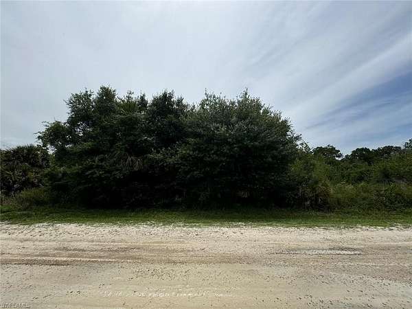 1.25 Acres of Residential Land for Sale in Clewiston, Florida