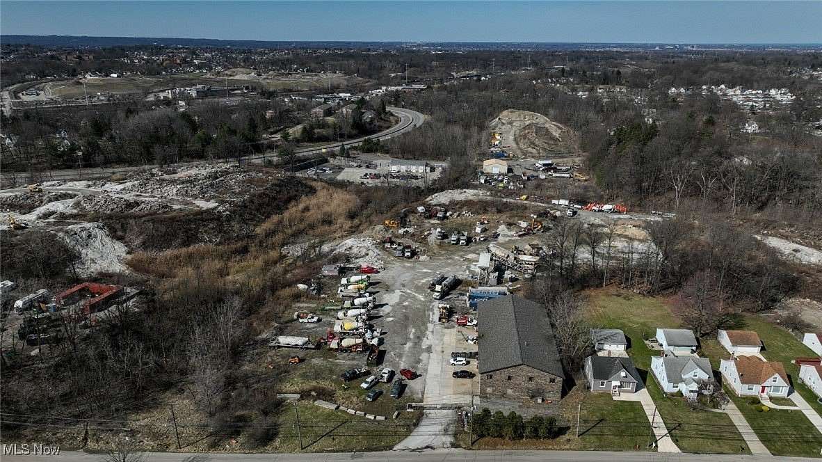 16 Acres of Mixed-Use Land for Sale in Garfield Heights, Ohio