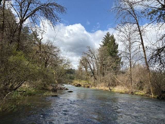 8.65 Acres of Land for Sale in Yamhill, Oregon