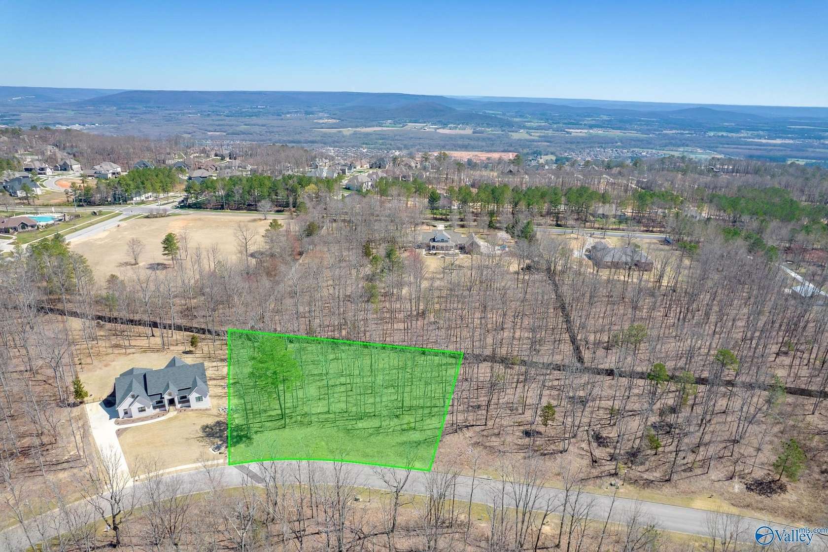 0.82 Acres of Residential Land for Sale in Huntsville, Alabama