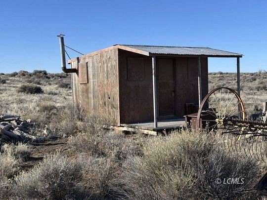 40 Acres of Recreational Land for Sale in Christmas Valley, Oregon