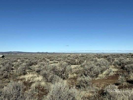 20 Acres of Land for Sale in Christmas Valley, Oregon