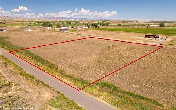 6 Acres of Land for Sale in Powell, Wyoming