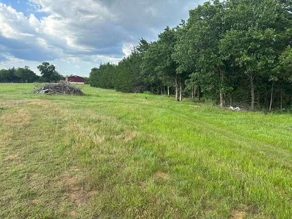 2.5 Acres of Mixed-Use Land for Sale in Spencer, Oklahoma