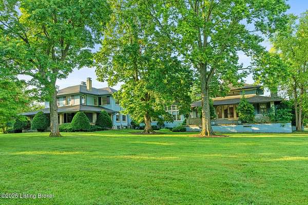 31 Acres of Agricultural Land with Home for Sale in Shelbyville, Kentucky