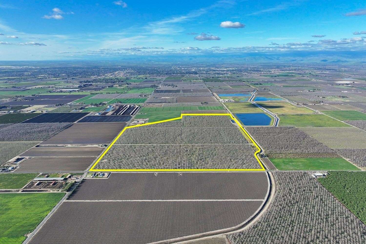 192 Acres of Land for Sale in Tulare, California