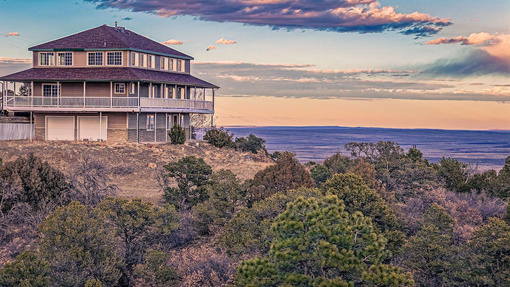 40 Acres of Land with Home for Sale in Trinidad, Colorado
